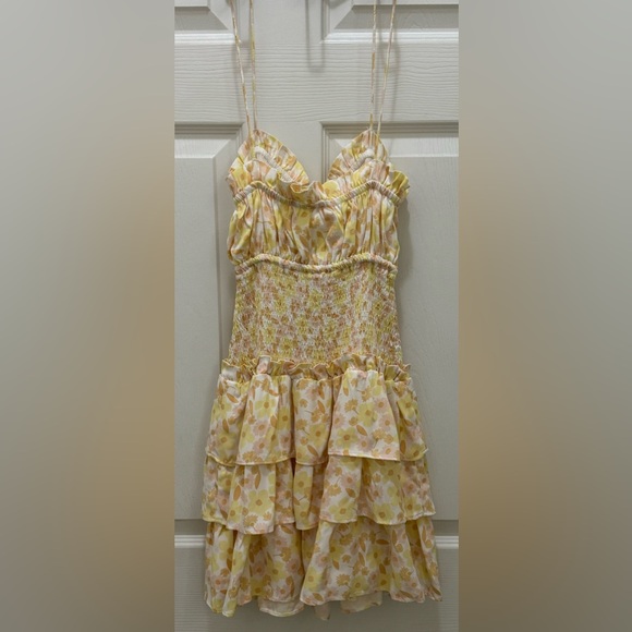 Sabo Londyn Mini Ruffled smocked dress Size Xs 6 Yellow floral - Picture 6 of 9